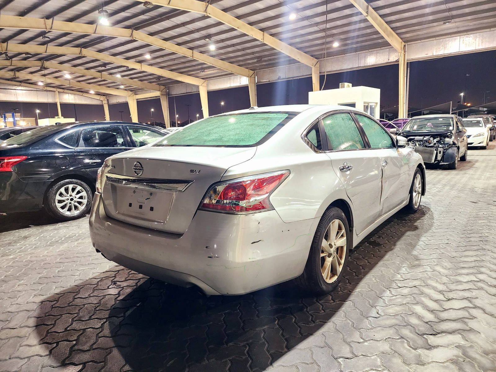 2015 NISSAN ALTIMA — 131848 Miles — Lot 40820488 — Souq - Marhaba Auctions Used Cars - Image 4