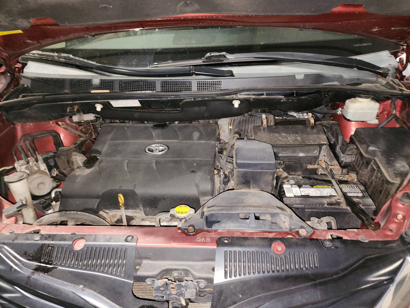 2011 TOYOTA SIENNA — 130508 Miles — Lot 38699984 — Souq - Marhaba Auctions Used Cars - Image 10