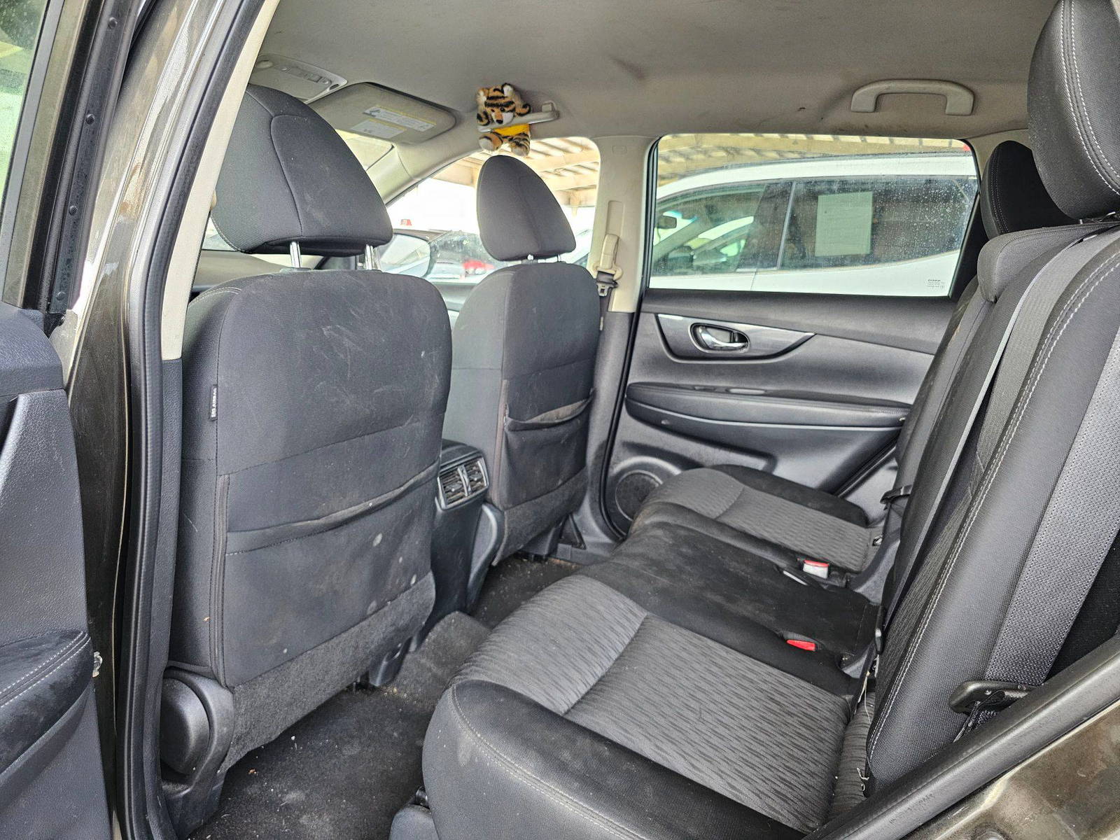 2017 NISSAN ROGUE — 144651 Miles — Lot 883201 — Souq - Marhaba Auctions Used Cars - Image 6