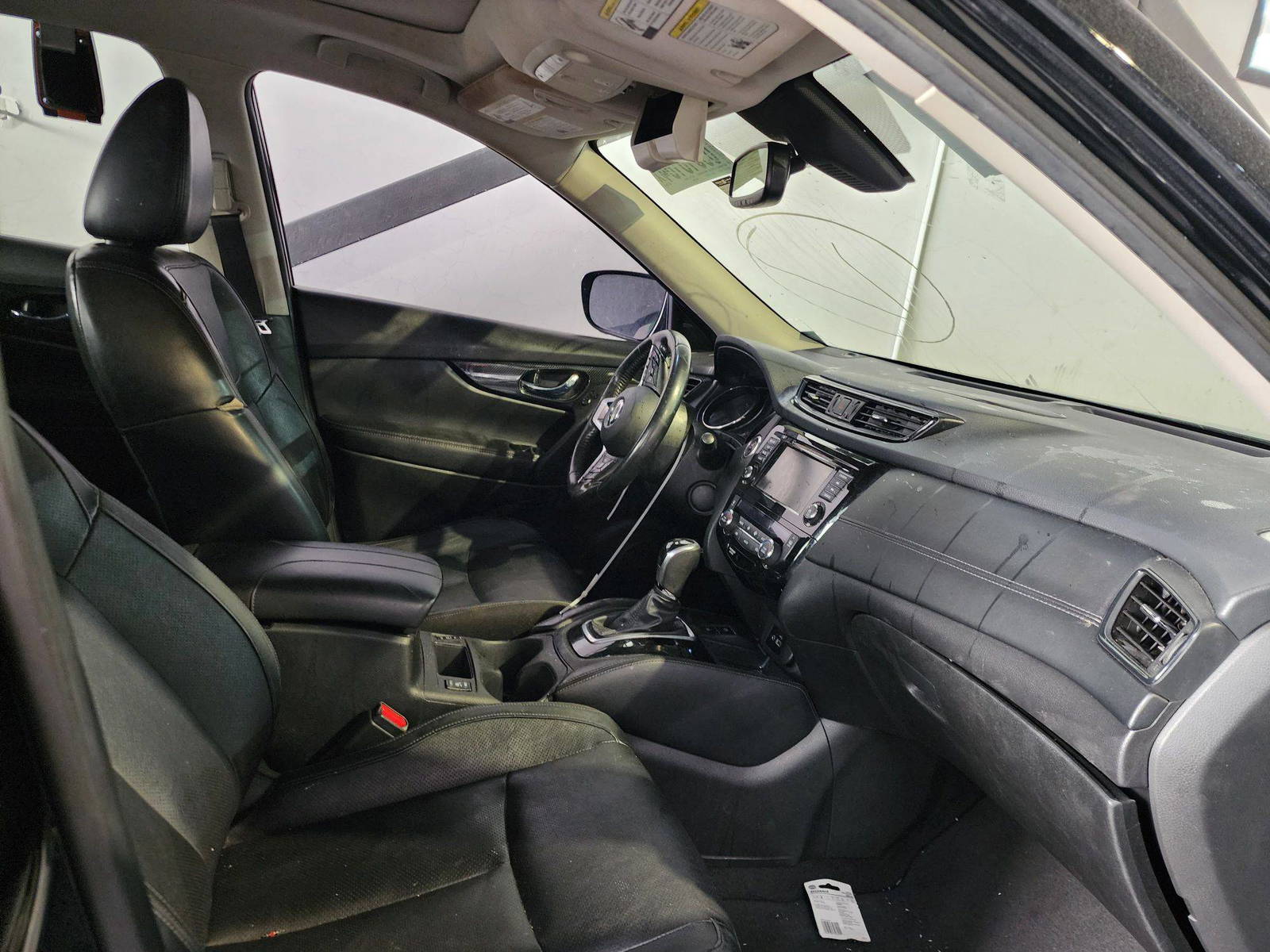2018 NISSAN ROGUE — 162819 Miles — Lot 69918104 — Al Quoz - Marhaba Auctions Used Cars - Image 9