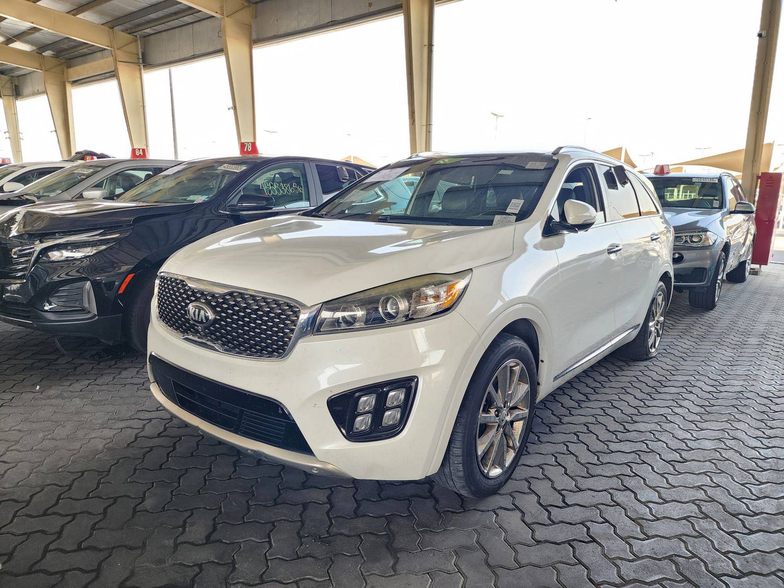2017 KIA SORENTO — 182745 Miles — Lot 339071 — Souq - Marhaba Auctions Used Cars - Image 5