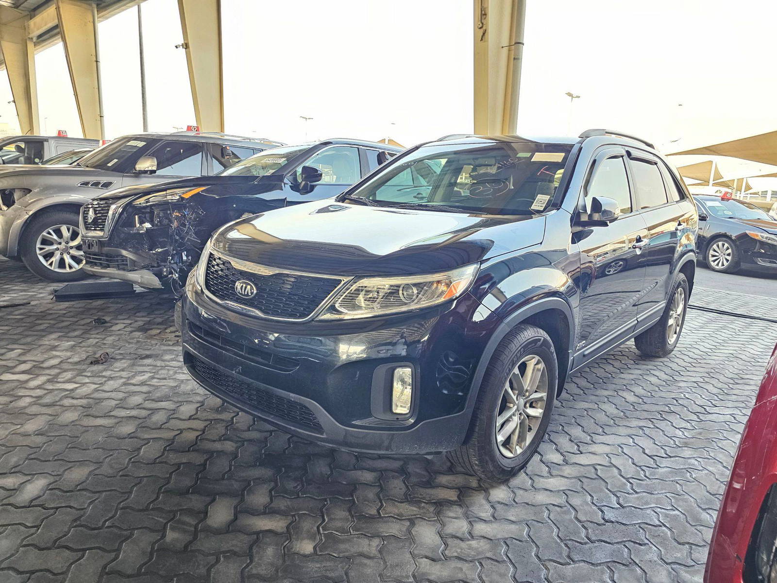 2015 KIA SORENTO — 123057 Miles — Lot 1393171 — Souq - Marhaba Auctions Used Cars - Image 5