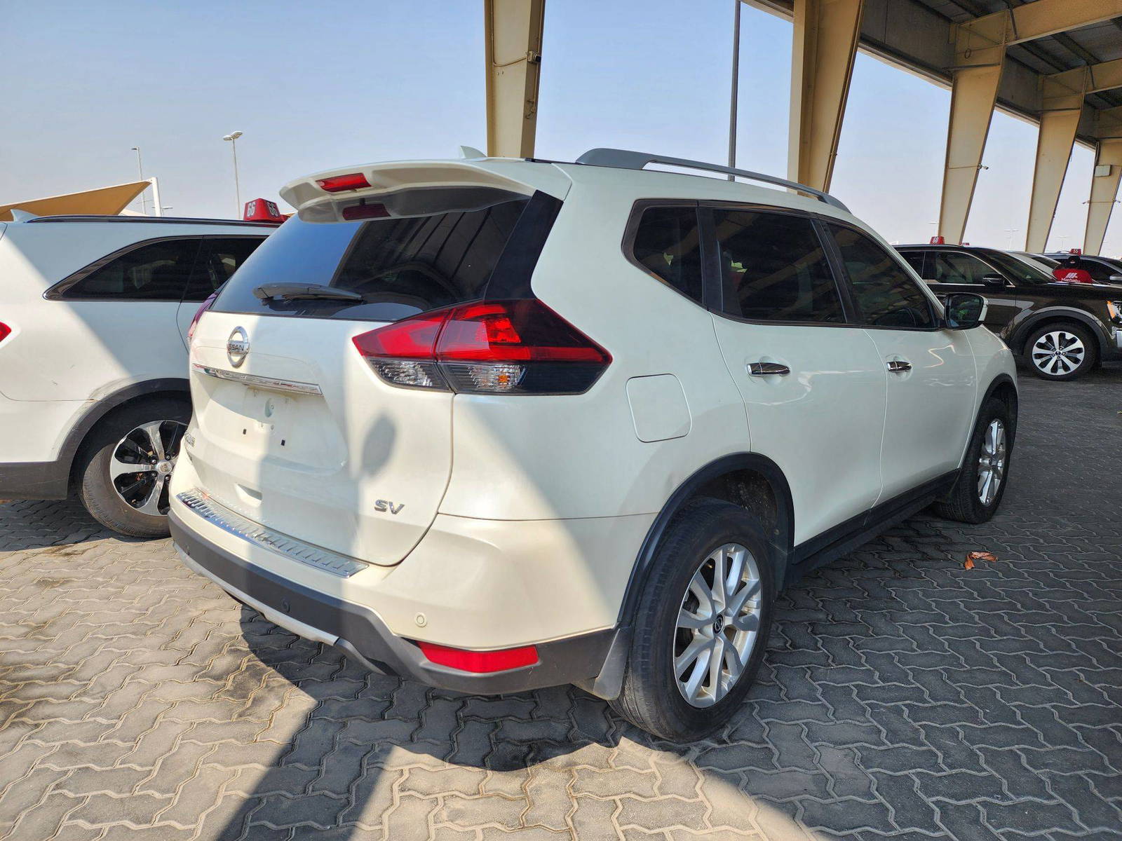 2020 NISSAN ROGUE — 85602 Miles — Lot LC752267 — Main - Marhaba Auctions Used Cars - Image 3