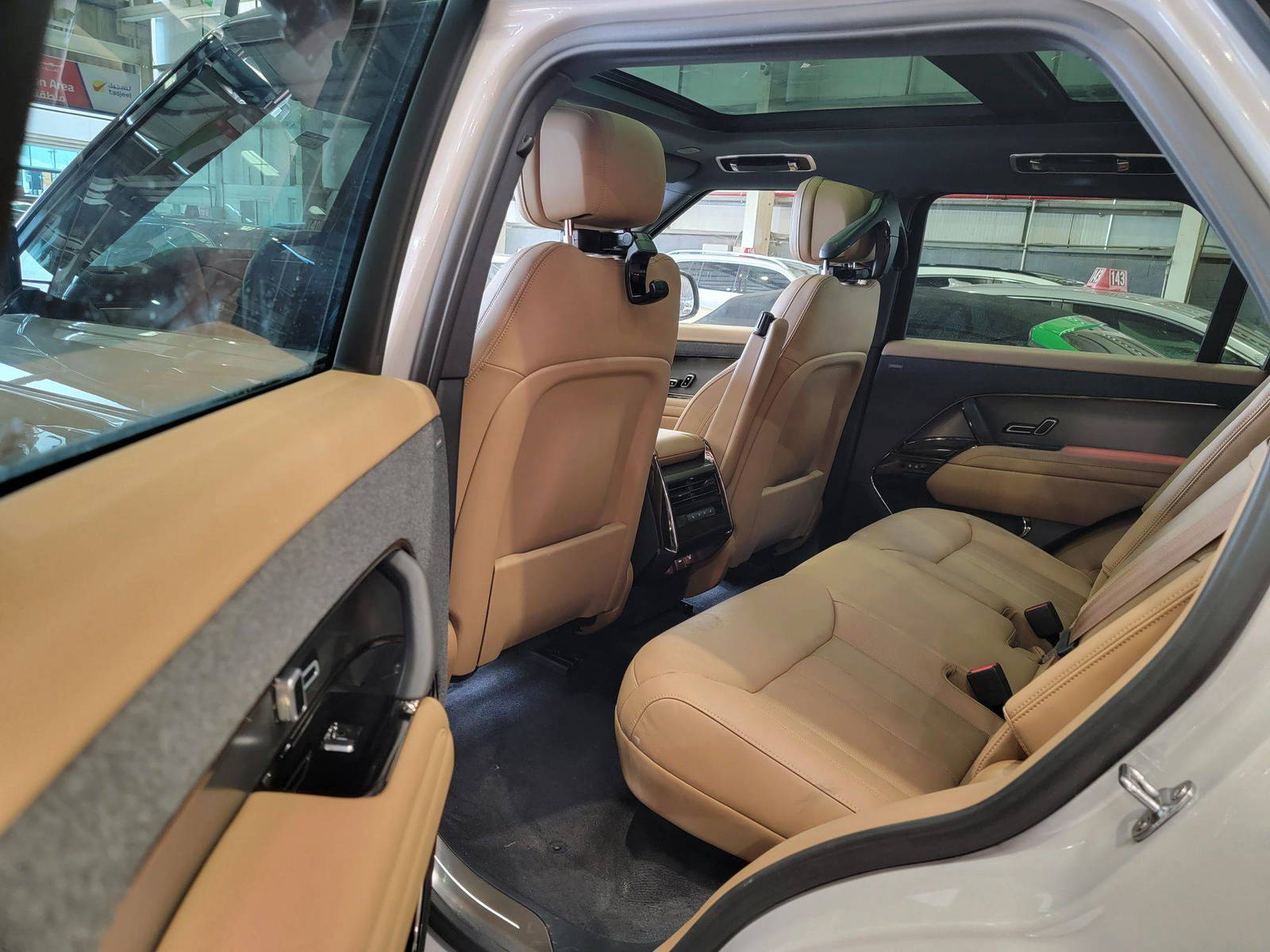 2025 LAND ROVER RANGE ROVER SPORT — 2198 Miles — Lot 42895905 — Main - Marhaba Auctions Used Cars - Image 7