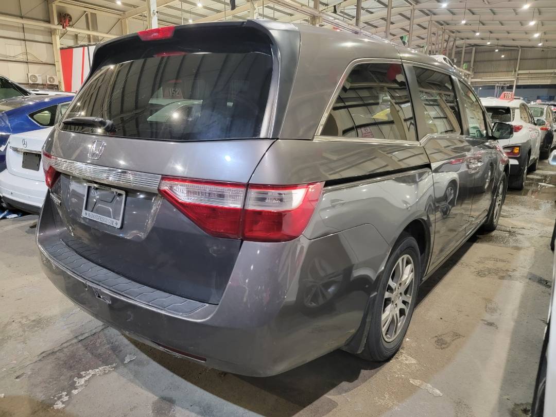 2013 HONDA ODYSSEY — 229645 Miles — Lot 05783 — Main - Marhaba Auctions Used Cars - Image 3