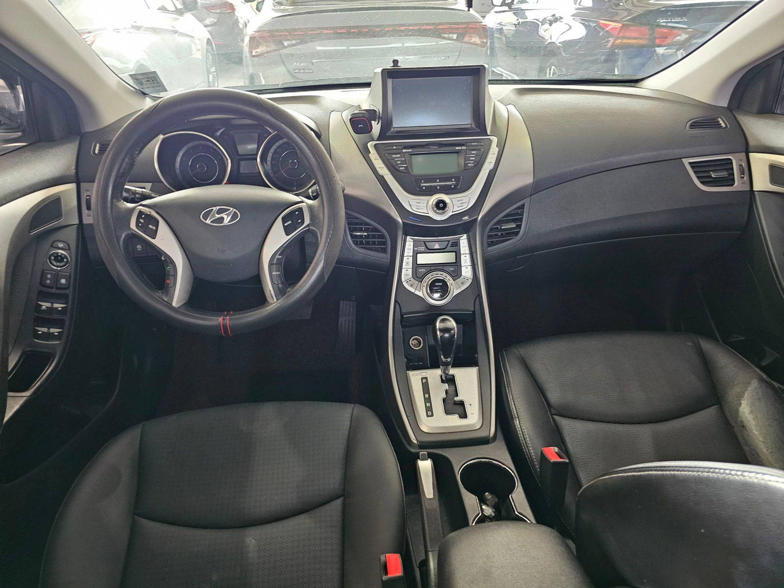 2012 HYUNDAI AVANTE — 144703 KM — Lot 223395 — Souq - Marhaba Auctions Used Cars - Image 7