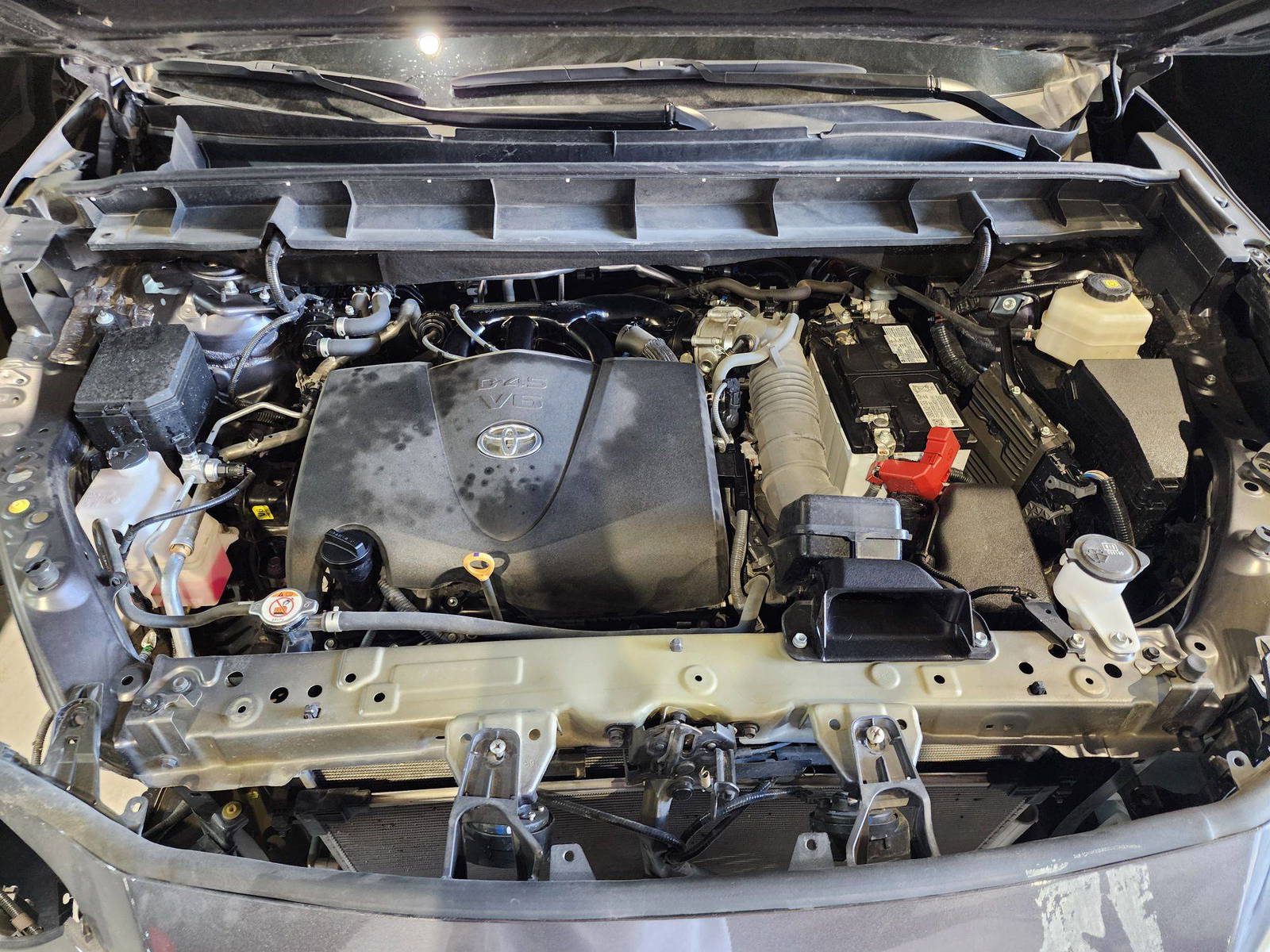 2022 TOYOTA HIGHLANDER — 30589 Miles — Lot 116642 — Al Quoz - Marhaba Auctions Used Cars - Image 11