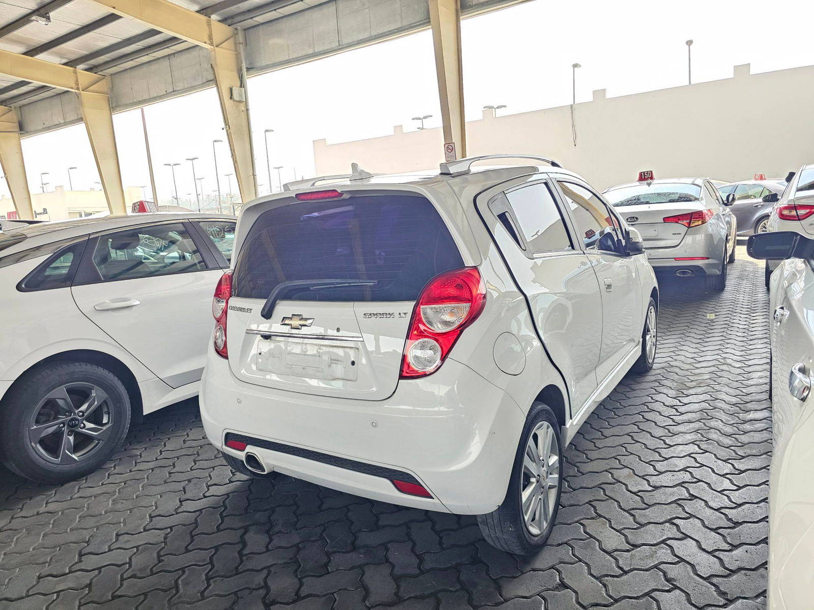 2014 CHEVROLET SPARK — 157532 KM — Lot 419215 — Souq - Marhaba Auctions Used Cars - Image 3