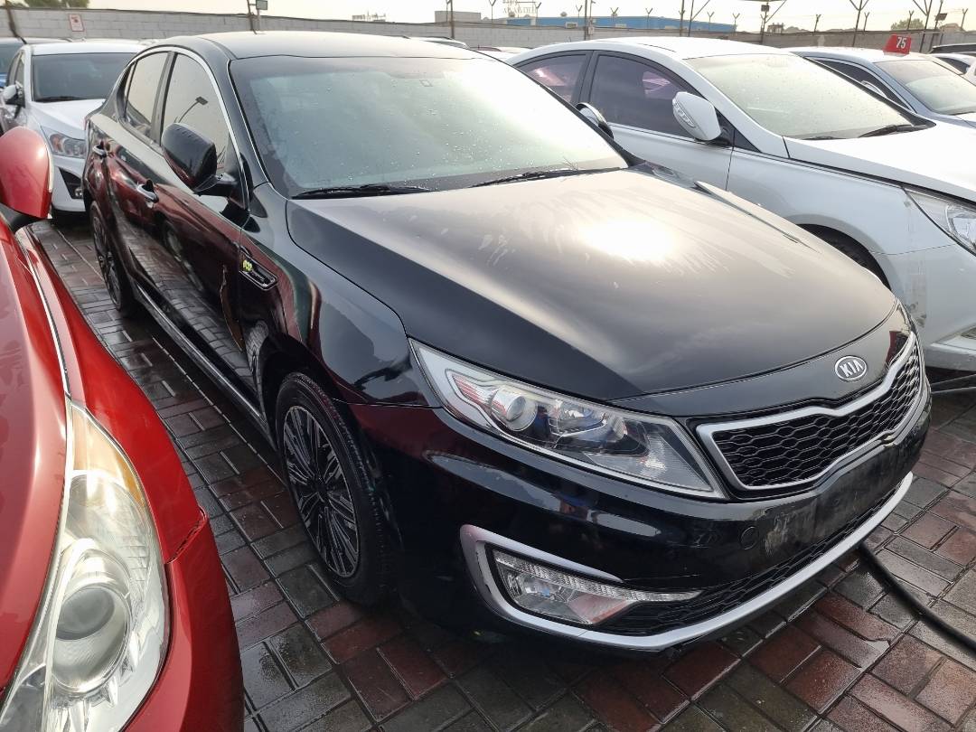 2013 KIA K5 — 262353 KM — Lot 017658 — Souq - Marhaba Auctions Used Cars - Image 3