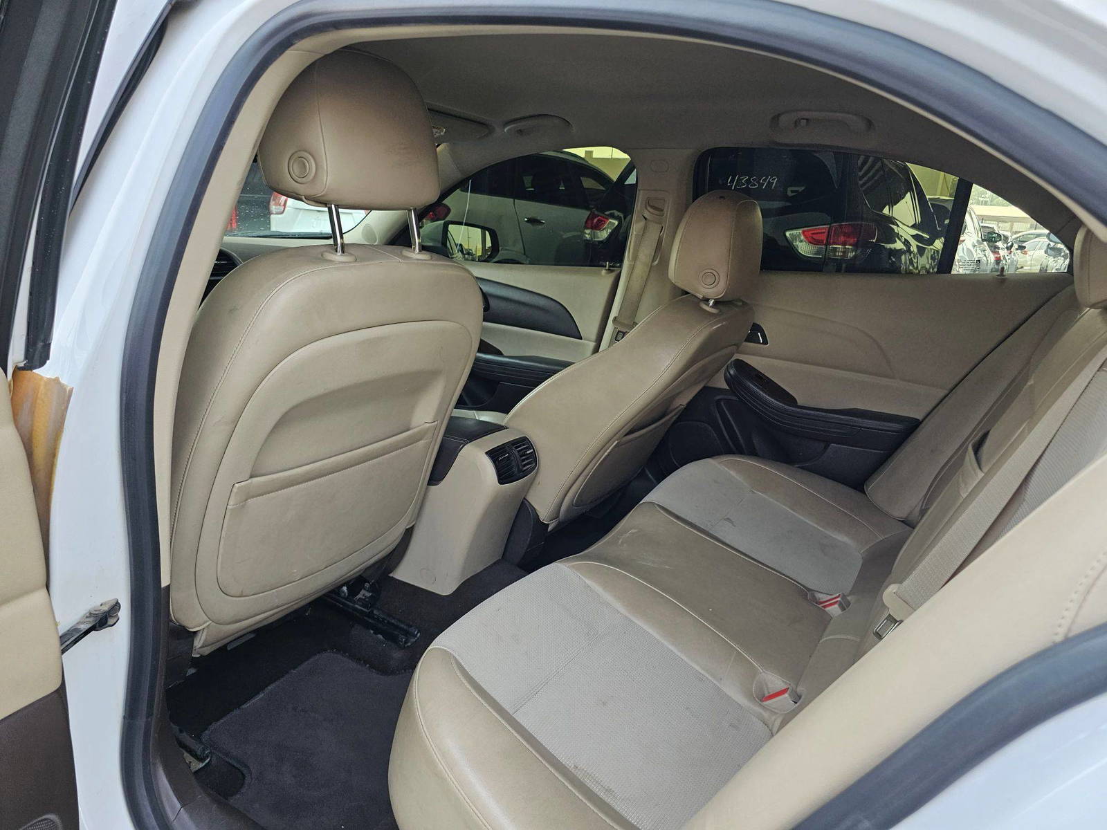 2014 CHEVROLET MALIBU — 223415 KM — Lot EB000420 — Souq - Marhaba Auctions Used Cars - Image 6