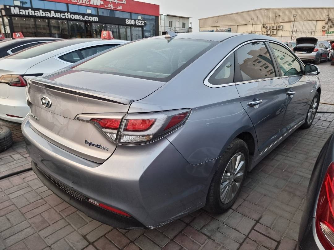 2017 HYUNDAI SONATA — 143550 Miles — Lot 214578 — Ind. 12 - Marhaba Auctions Used Cars - Image 4