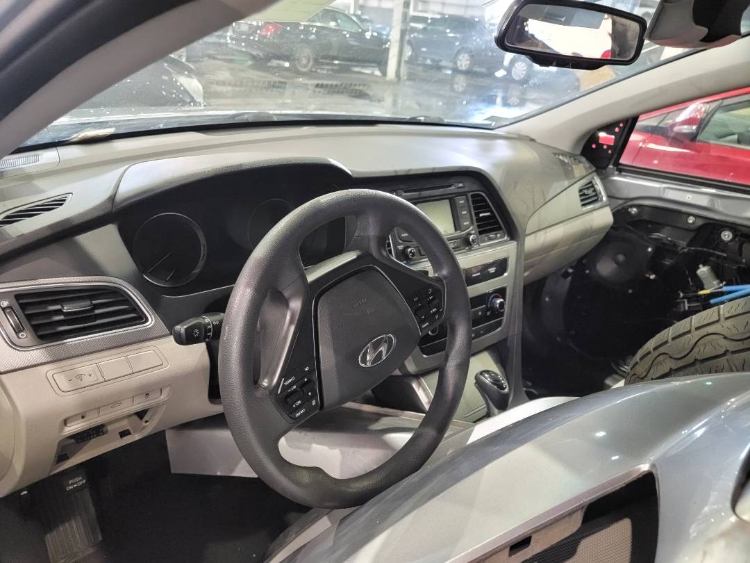 2015 HYUNDAI SONATA — 111866 Miles — Lot 10813 — Main - Marhaba Auctions Used Cars - Image 8