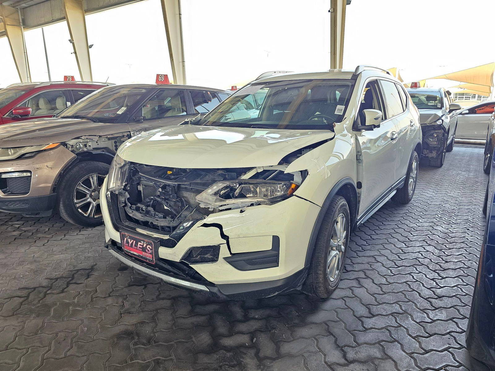 NISSAN ROGUE 2017 - Marhaba Auction Used Cars - Image 5
