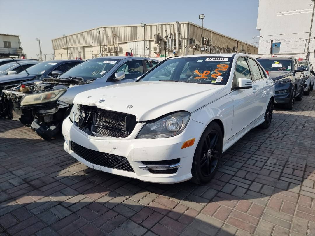 2014 MERCEDES BENZ C-250 — 98163 Miles — Lot 2104587 — Ind. 12 - Marhaba Auctions Used Cars - Image 5