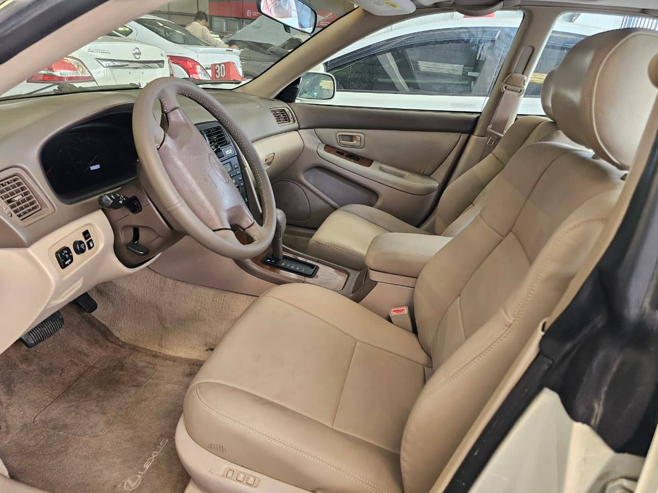 1997 LEXUS ES 300 — 209254 Miles — Lot 0V5003146 — Main - Marhaba Auctions Used Cars - Image 8