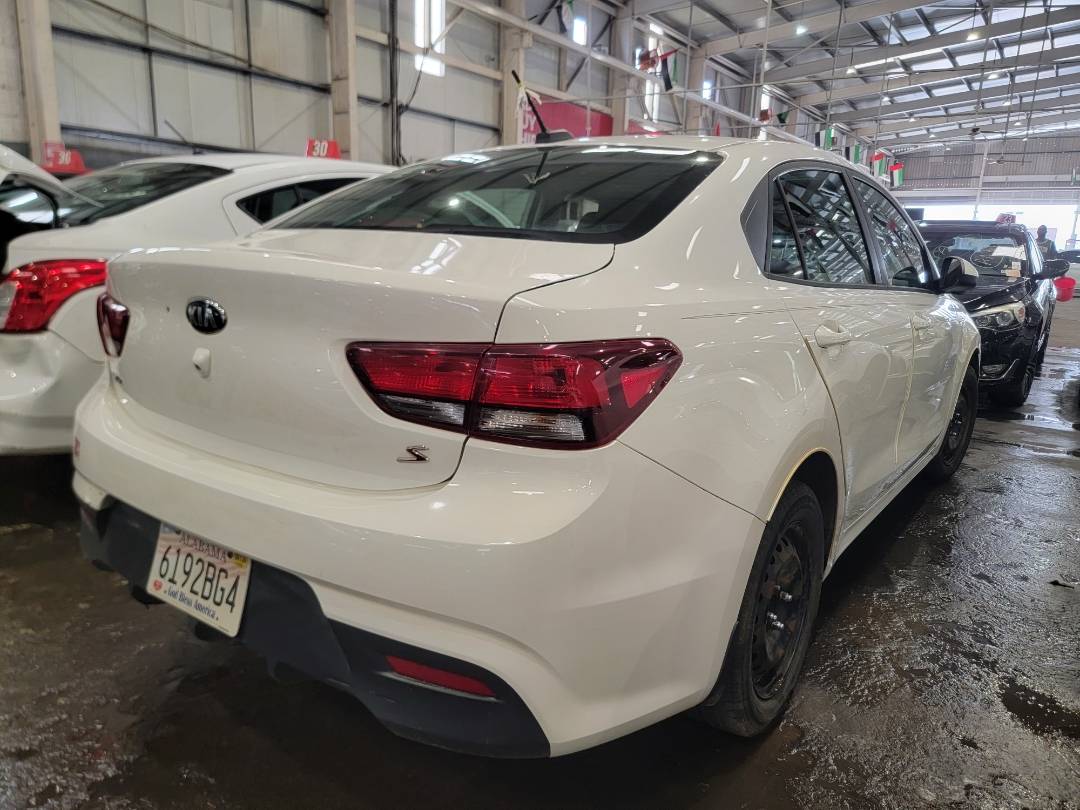 2018 KIA RIO — 156916 Miles — Lot 877948 — Souq - Marhaba Auctions Used Cars - Image 3