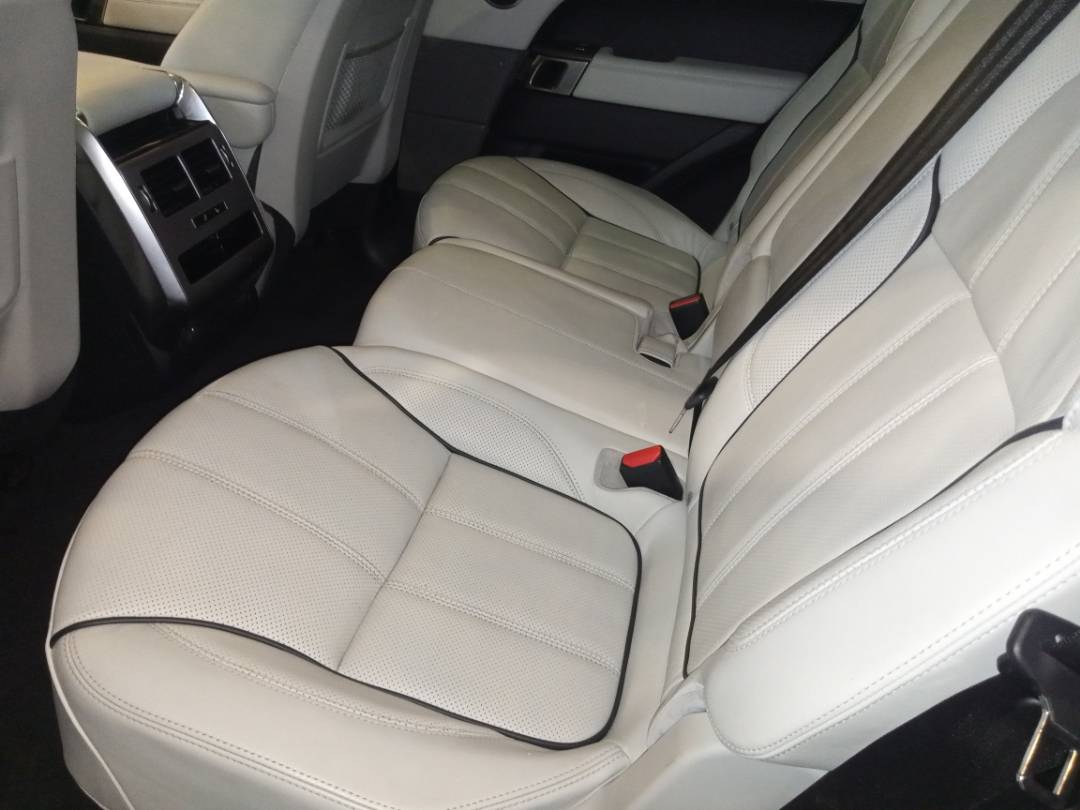 2014 LAND ROVER RANGE ROVER SPORT — 130642 Miles — Lot A317572 - Marhaba Auctions Used Cars - Image 3