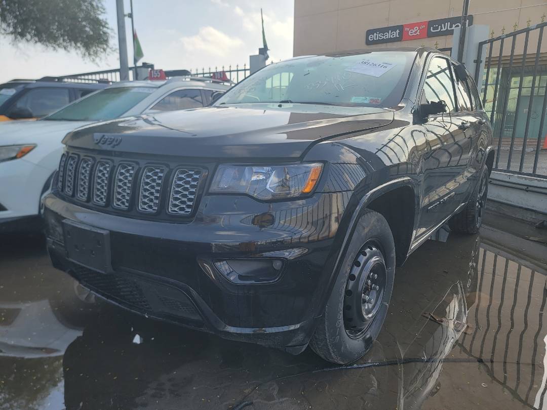 2020 JEEP GRAND CHEROKEE LAREDO — 82320 Miles — Lot C333410 - Marhaba Auctions Used Cars - Image 10