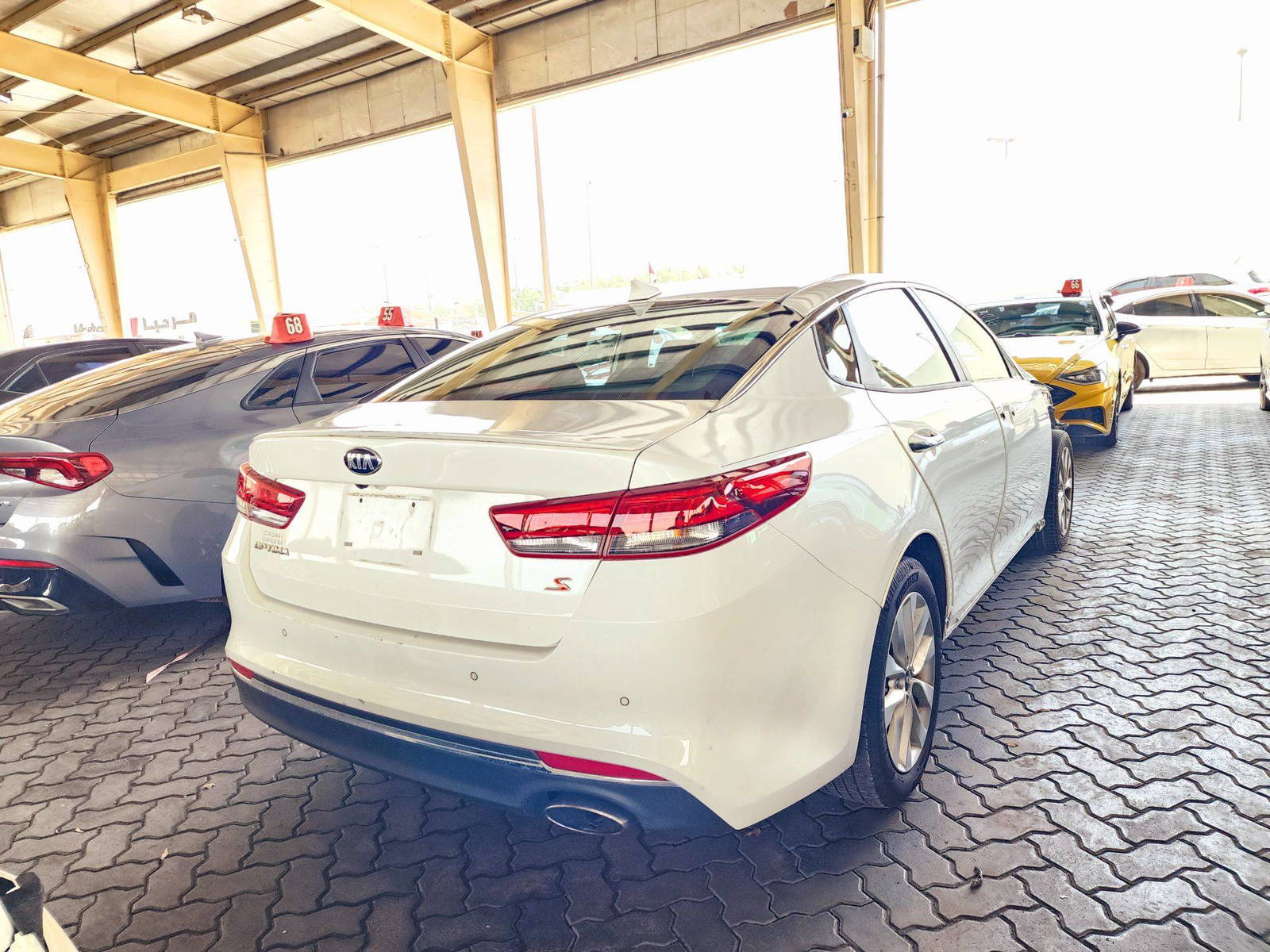 2018 KIA OPTIMA — 93650 Miles — Lot G242347 — Souq - Marhaba Auctions Used Cars - Image 3
