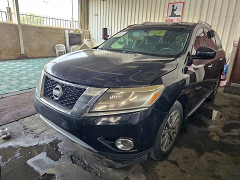 2015 NISSAN PATHFINDER at Marhaba Auctions
