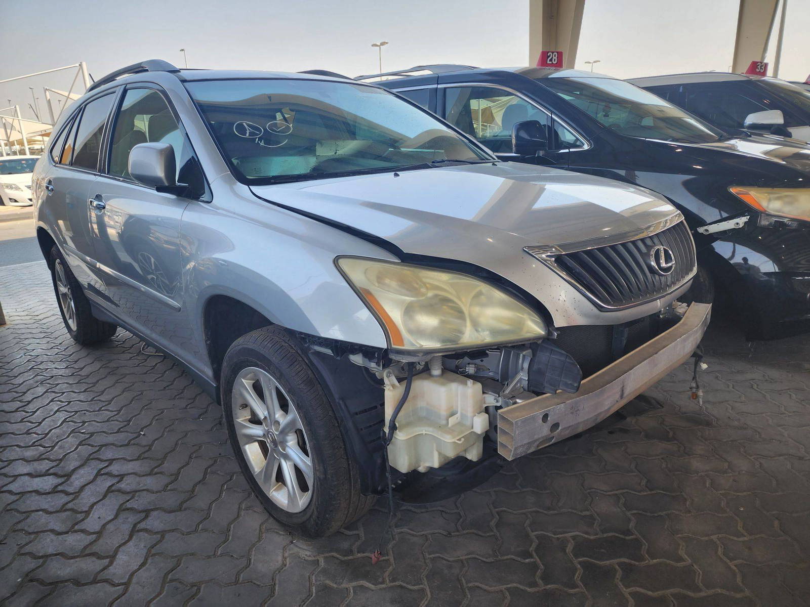 2009 LEXUS RX 350 — 193854 Miles — Lot 72748483 — Souq - Marhaba Auctions Used Cars - Image 5