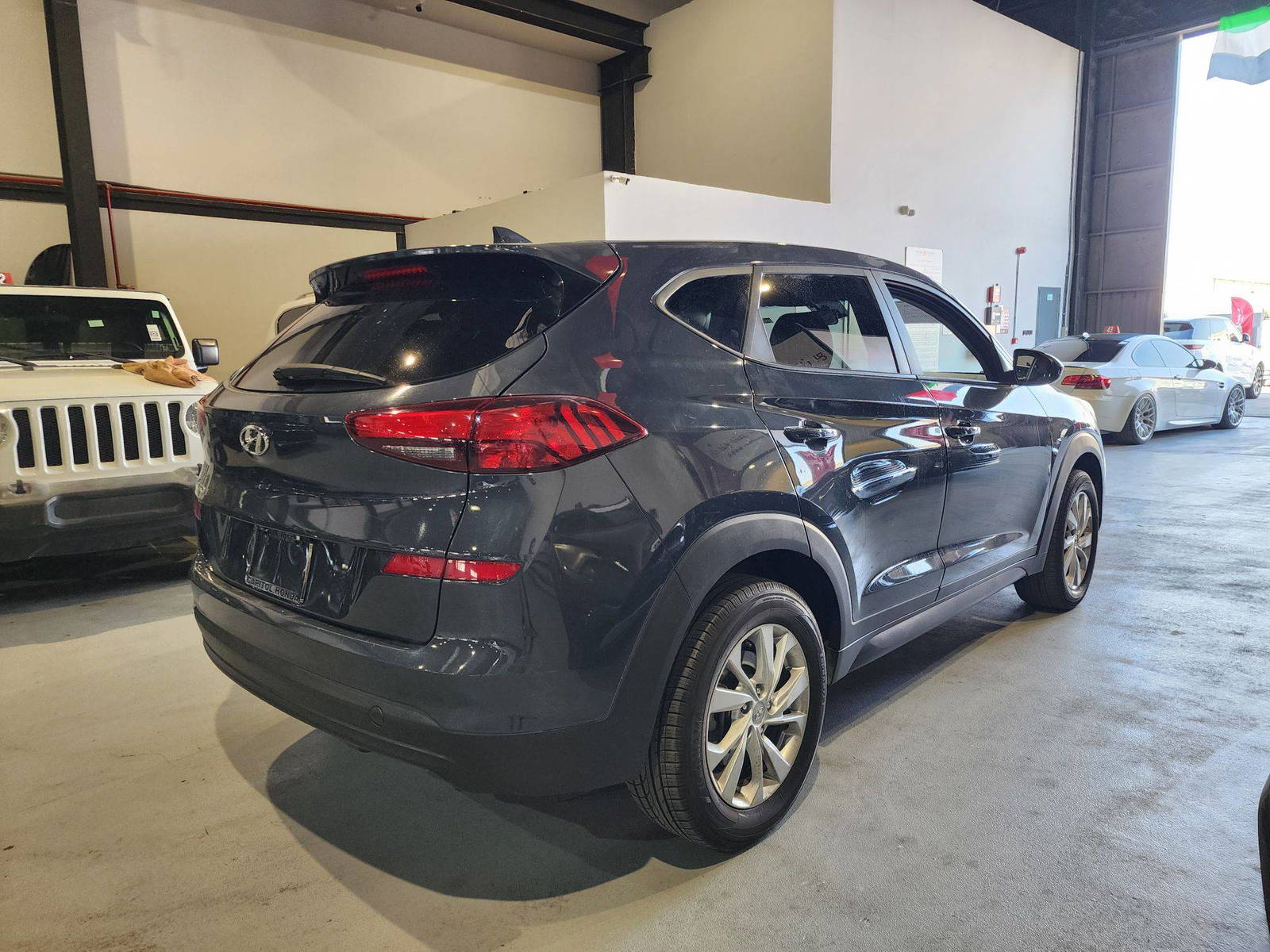 2019 HYUNDAI TUCSON — 147425 Miles — Lot 74002054 — Souq - Marhaba Auctions Used Cars - Image 5
