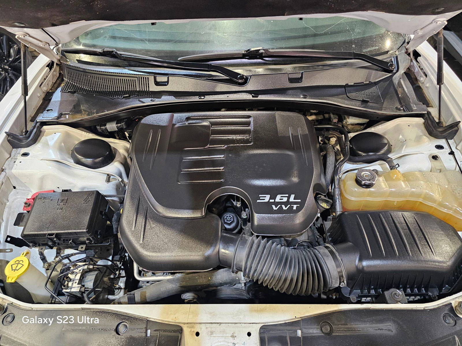 2019 DODGE CHARGER — 227410 KM — Lot 40014750 — Main - Marhaba Auctions Used Cars - Image 11