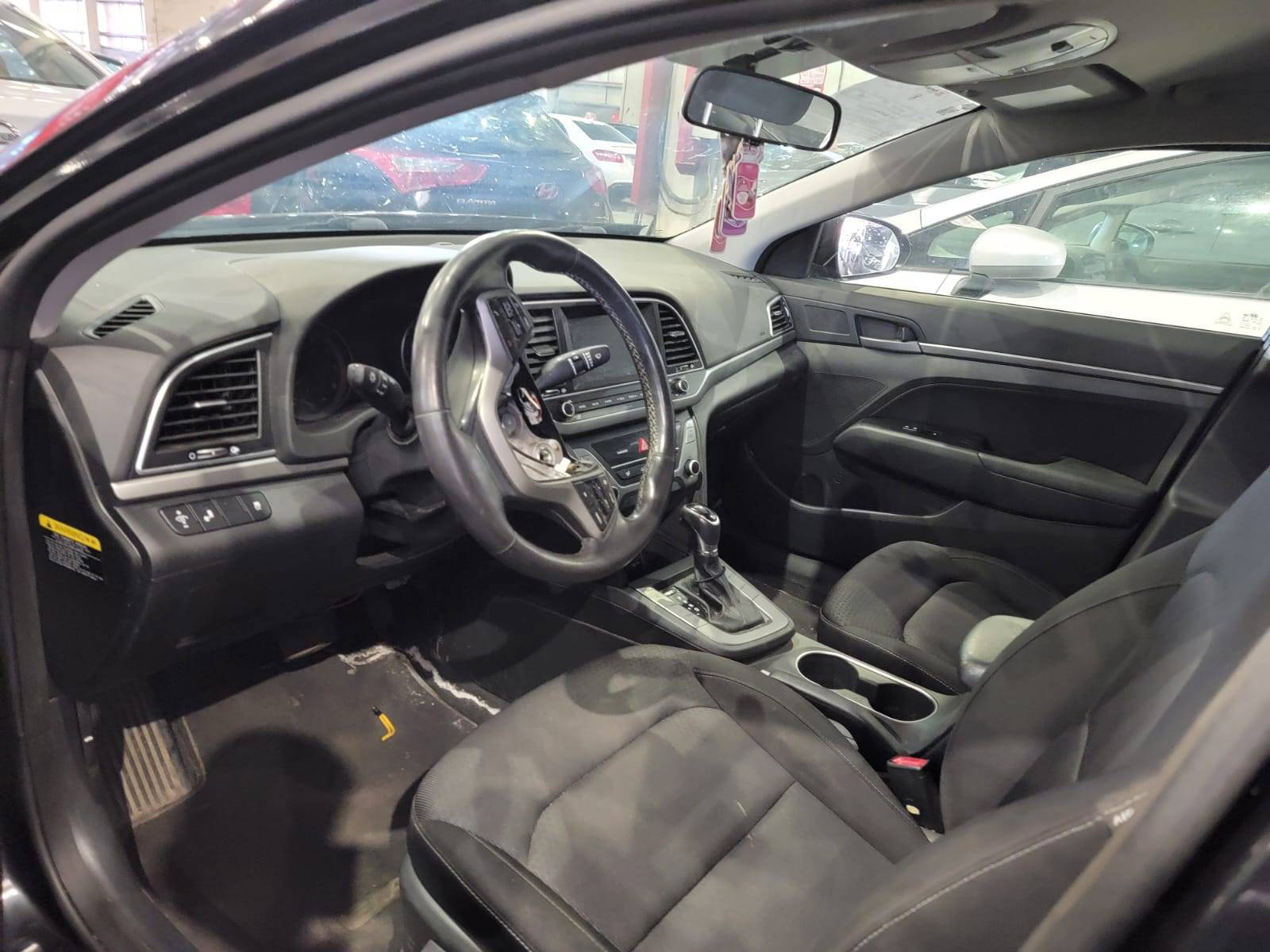 HYUNDAI ELANTRA 2017 - Marhaba Auction Used Cars - Image 10