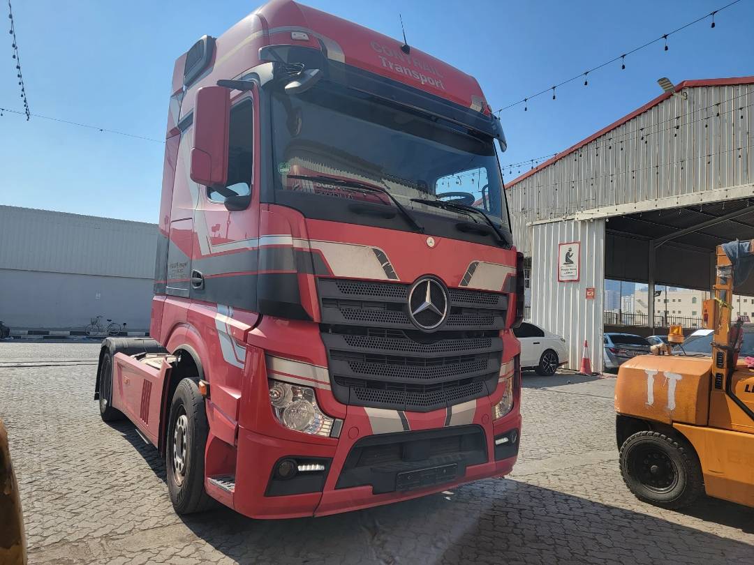 2014 MERCEDES BENZ ACTROS 1843 — 1023609 KM — Lot 925044 — Main - Marhaba Auctions Used Cars - Image 3