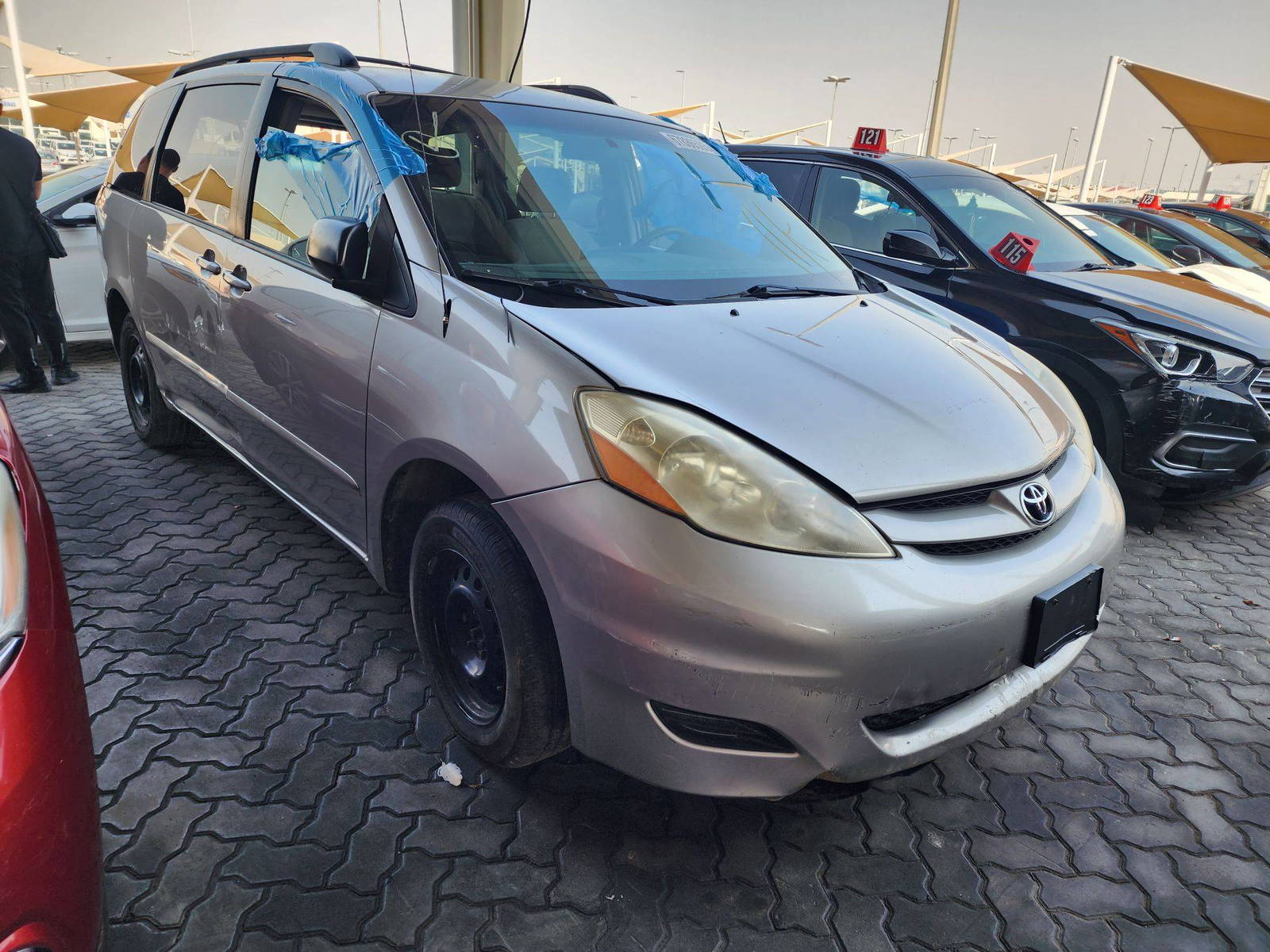 2008 TOYOTA SIENNA — 171690 Miles — Lot 67886593 - Marhaba Auctions Used Cars - Image 5