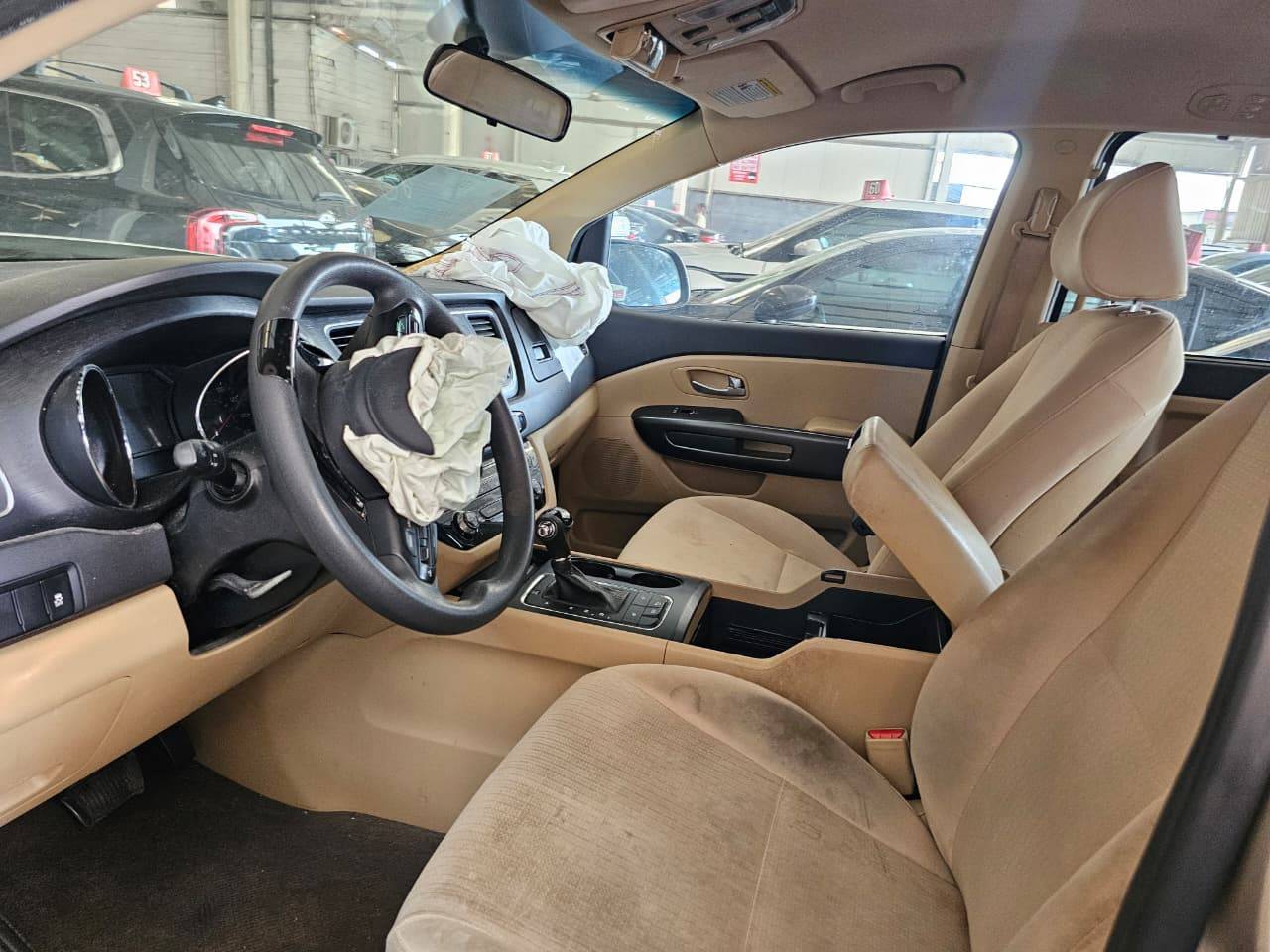 2016 KIA SEDONA — 165983 Miles — Lot 97268805 — Main - Marhaba Auctions Used Cars - Image 7