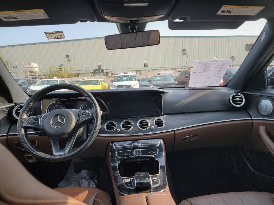 2017 MERCEDES BENZ E-300 — 157223 KM — Lot A077253 — Main - Marhaba Auctions Used Cars - Image 8