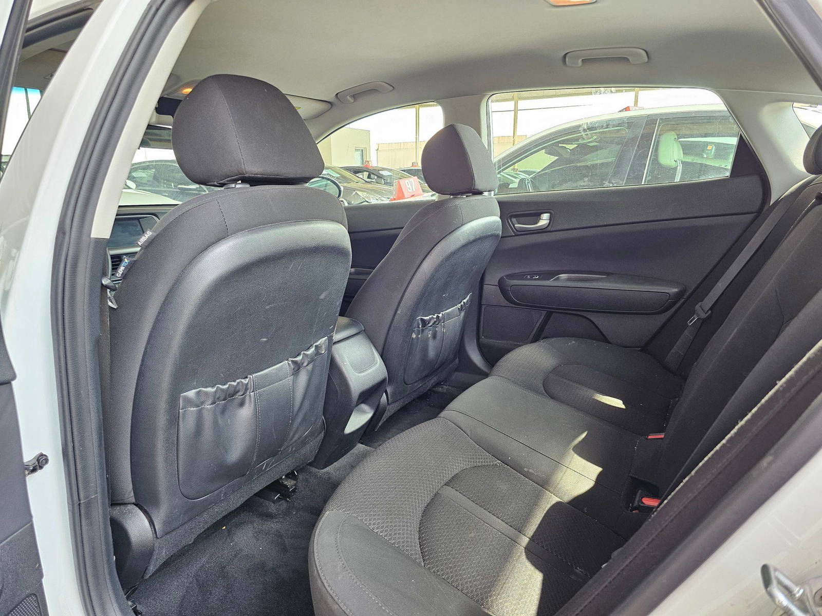2018 KIA OPTIMA — 130691 Miles — Lot JG189603 — Souq - Marhaba Auctions Used Cars - Image 6