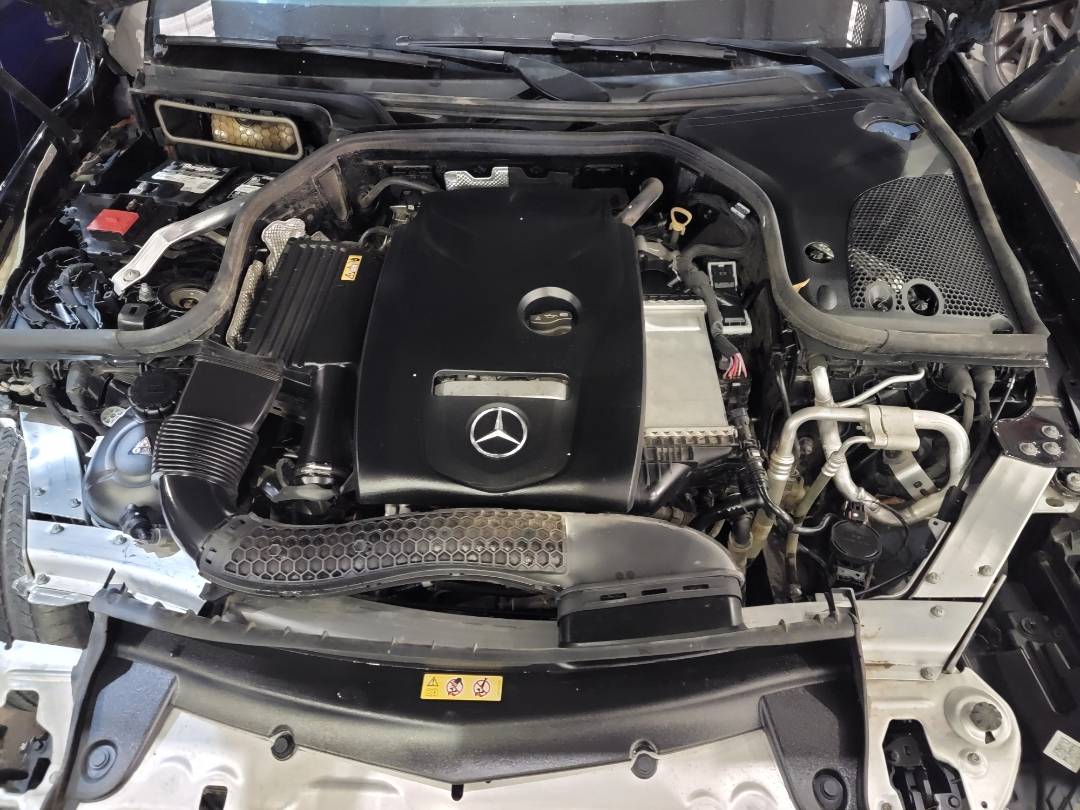2019 MERCEDES BENZ E-300 — 85544 KM — Lot A590879 — Main - Marhaba Auctions Used Cars - Image 7