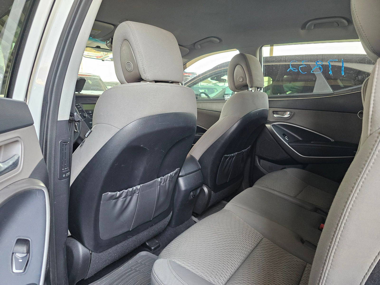 2016 HYUNDAI SANTA FE — 165770 Miles — Lot B5GG351221 — Main - Marhaba Auctions Used Cars - Image 6