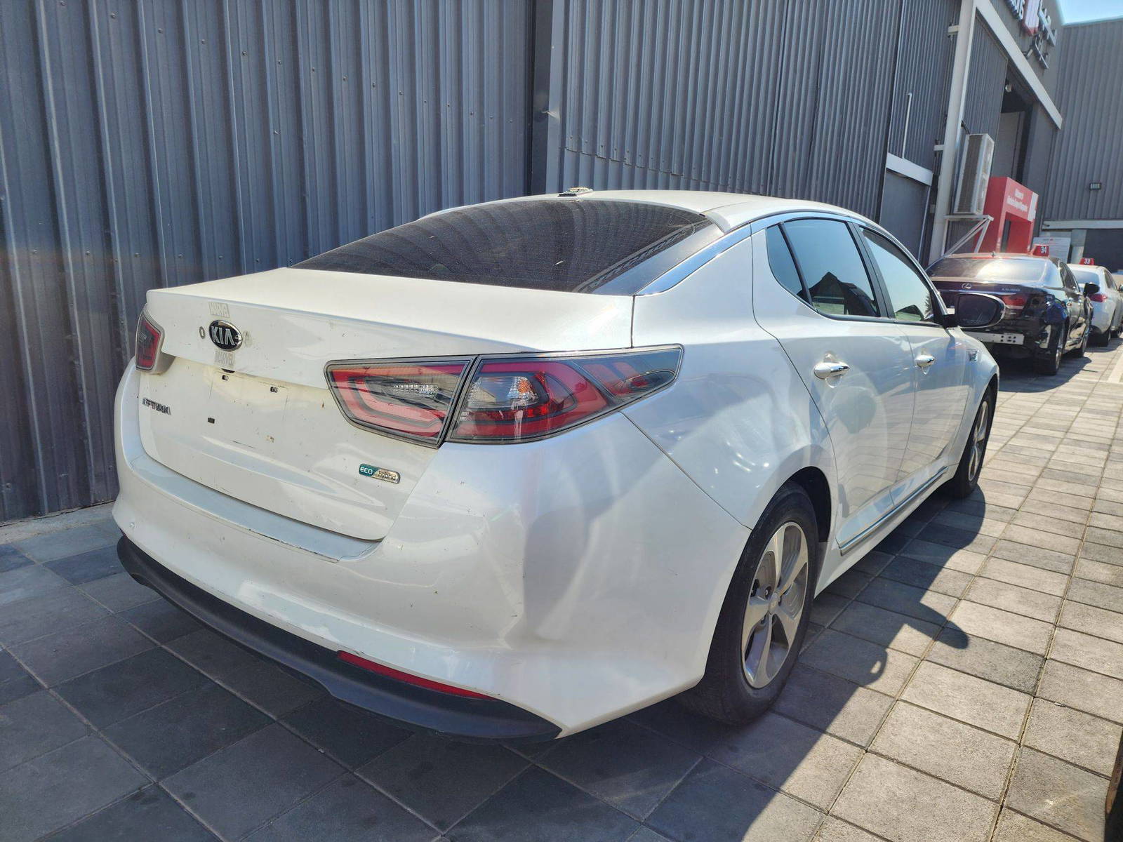 2016 KIA OPTIMA — 131963 Miles — Lot 39515022 — Al Quoz - Marhaba Auctions Used Cars - Image 3