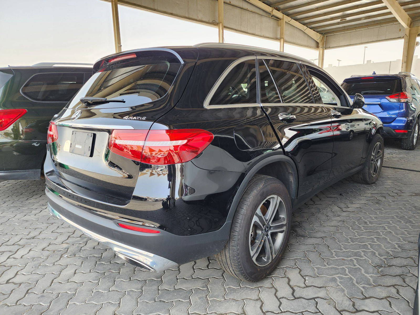 2019 MERCEDES BENZ GLC-300 — 37394 Miles — Lot 85082 — Souq - Marhaba Auctions Used Cars - Image 3