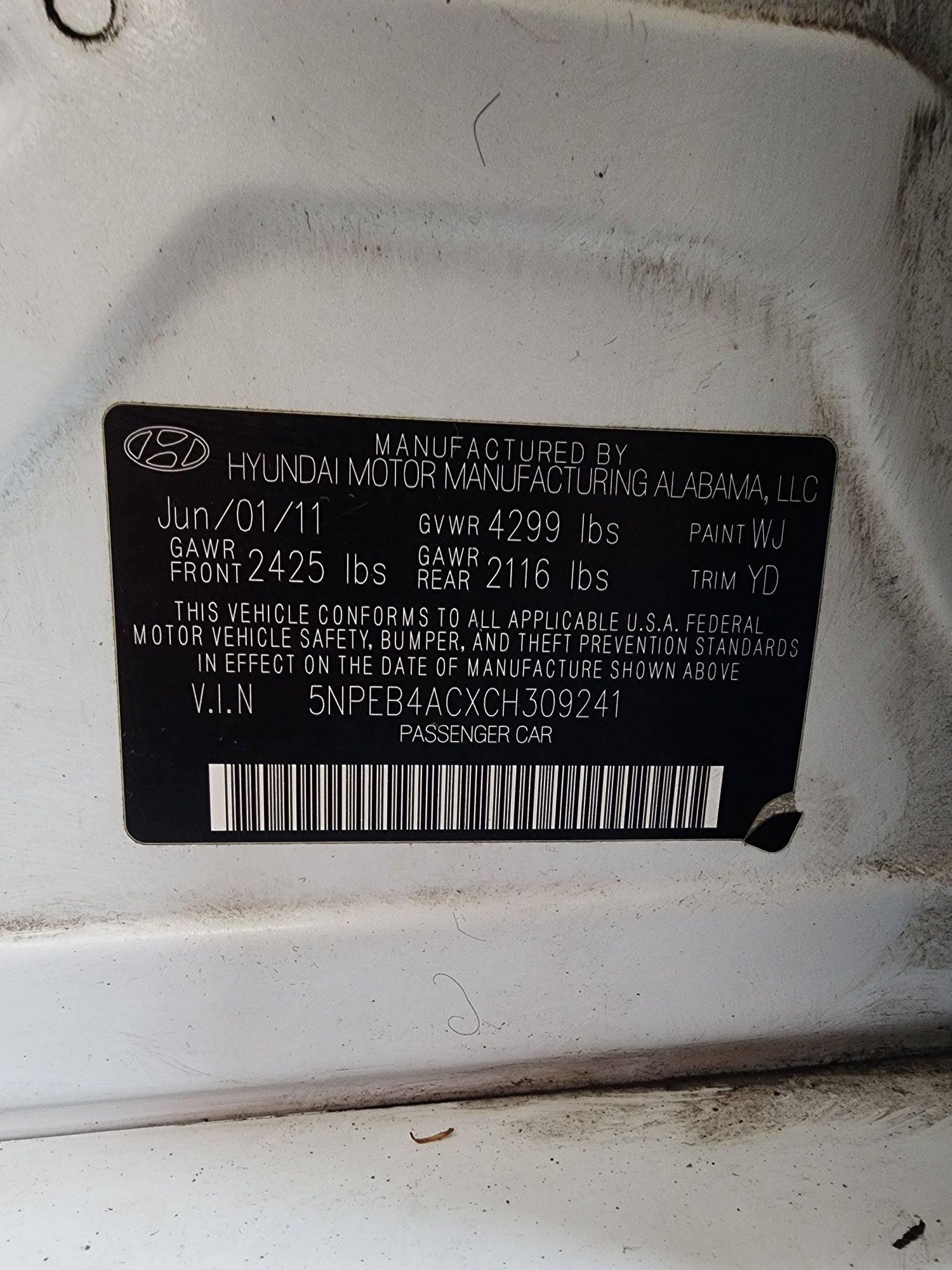 2012 HYUNDAI SONATA — 157724 Miles — Lot 39323572 — Souq - Marhaba Auctions Used Cars - Image 8