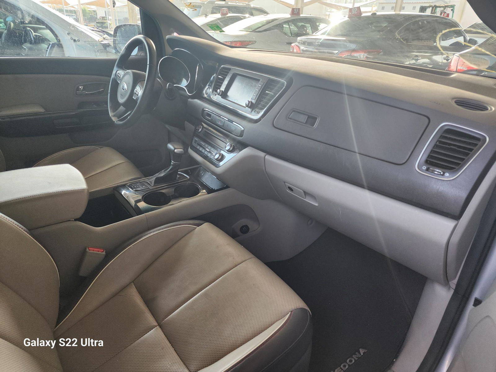 2017 KIA SEDONA — 166537 Miles — Lot 43758504 - Marhaba Auctions Used Cars - Image 5