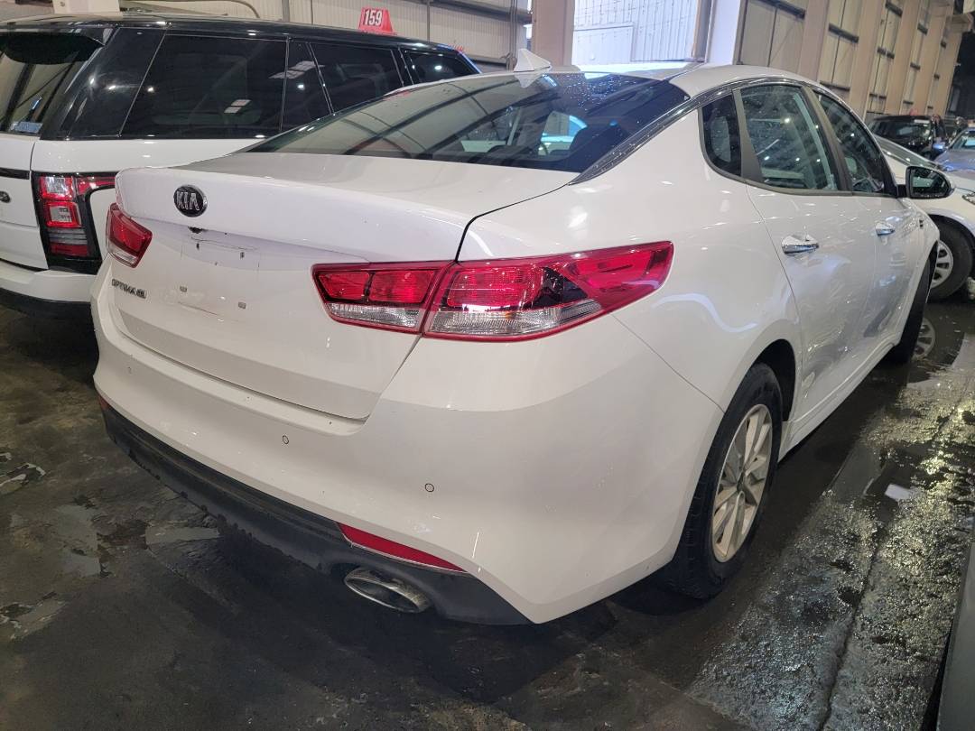 2018 KIA OPTIMA — 123576 Miles — Lot 221030 — Main - Marhaba Auctions Used Cars - Image 5
