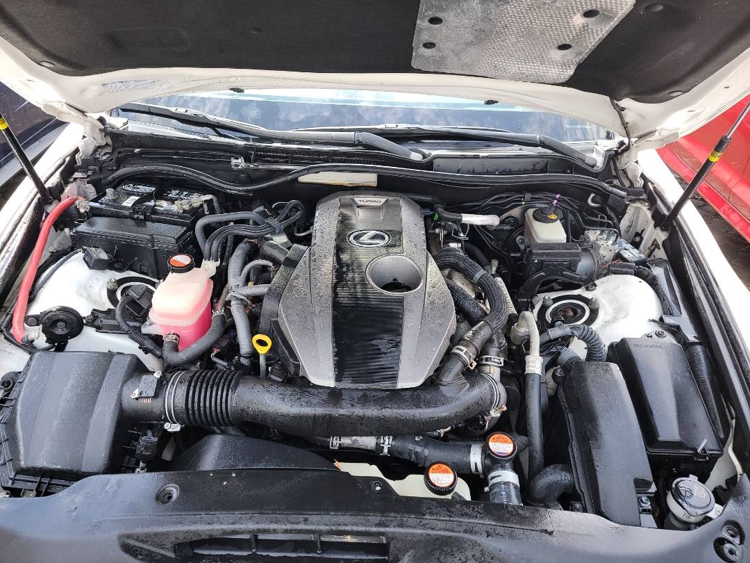 2016 LEXUS IS 200 — 125843 Miles — Lot 5002723 - Marhaba Auctions Used Cars - Image 9
