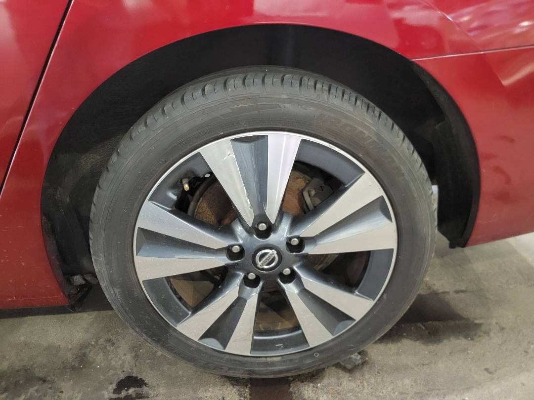 2019 NISSAN SENTRA — 98561 Miles — Lot 38180309 — Main - Marhaba Auctions Used Cars - Image 11