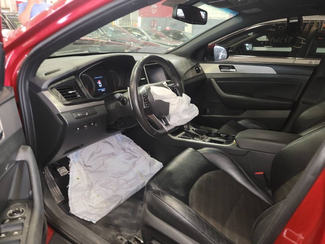 2018 HYUNDAI SONATA — 178372 Miles — Lot 641550 — Main - Marhaba Auctions Used Cars - Image 8