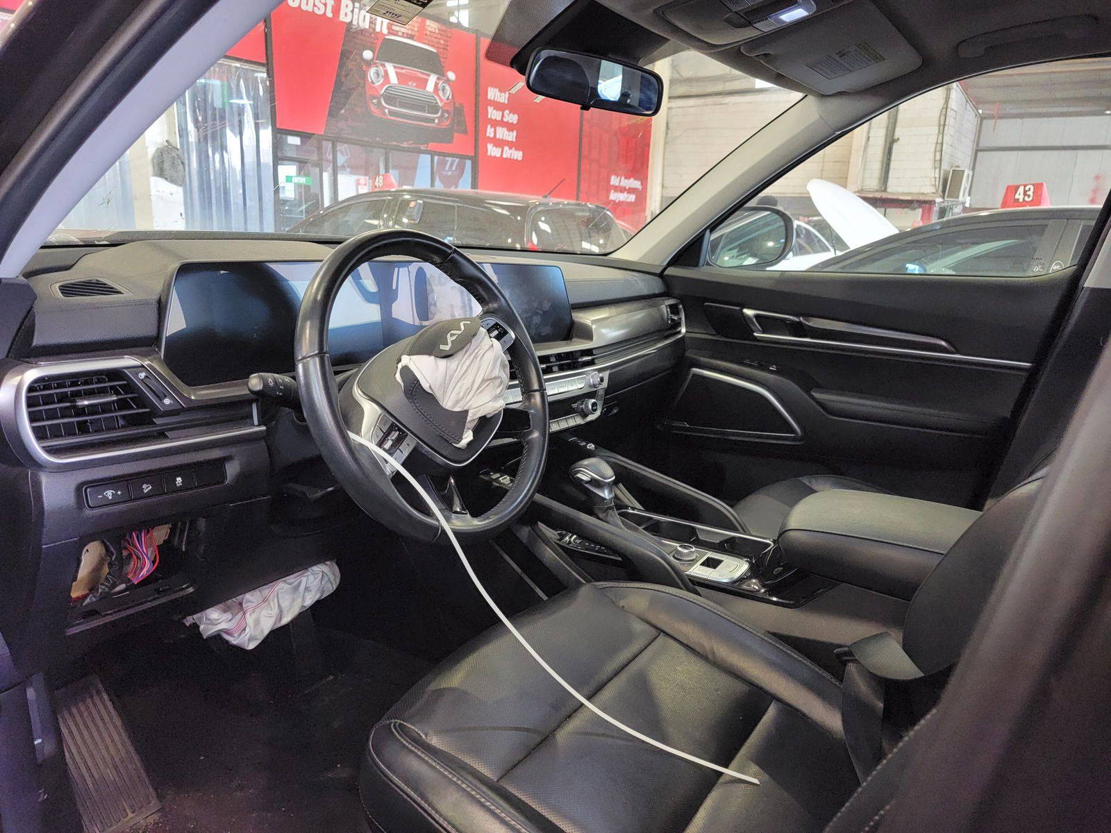 2023 KIA TELLURIDE — sold — 29938 Miles — Lot 80442495 — Main - Marhaba Auctions Used Cars - Image 7