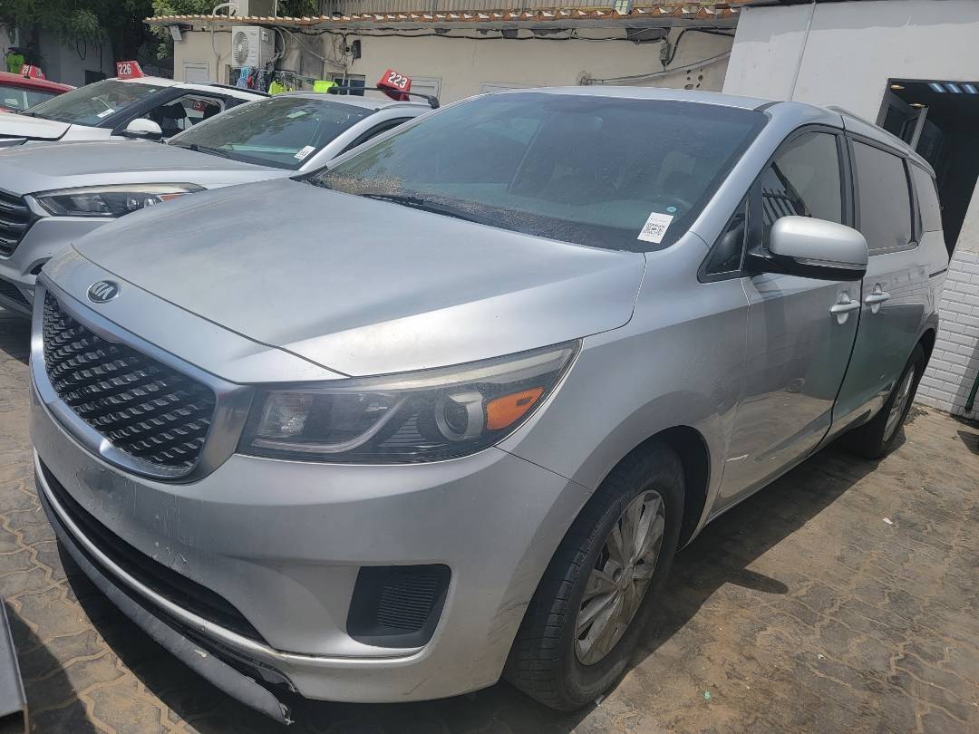2016 KIA SEDONA — 132360 Miles — Lot 090869 — Main - Marhaba Auctions Used Cars - Image 4