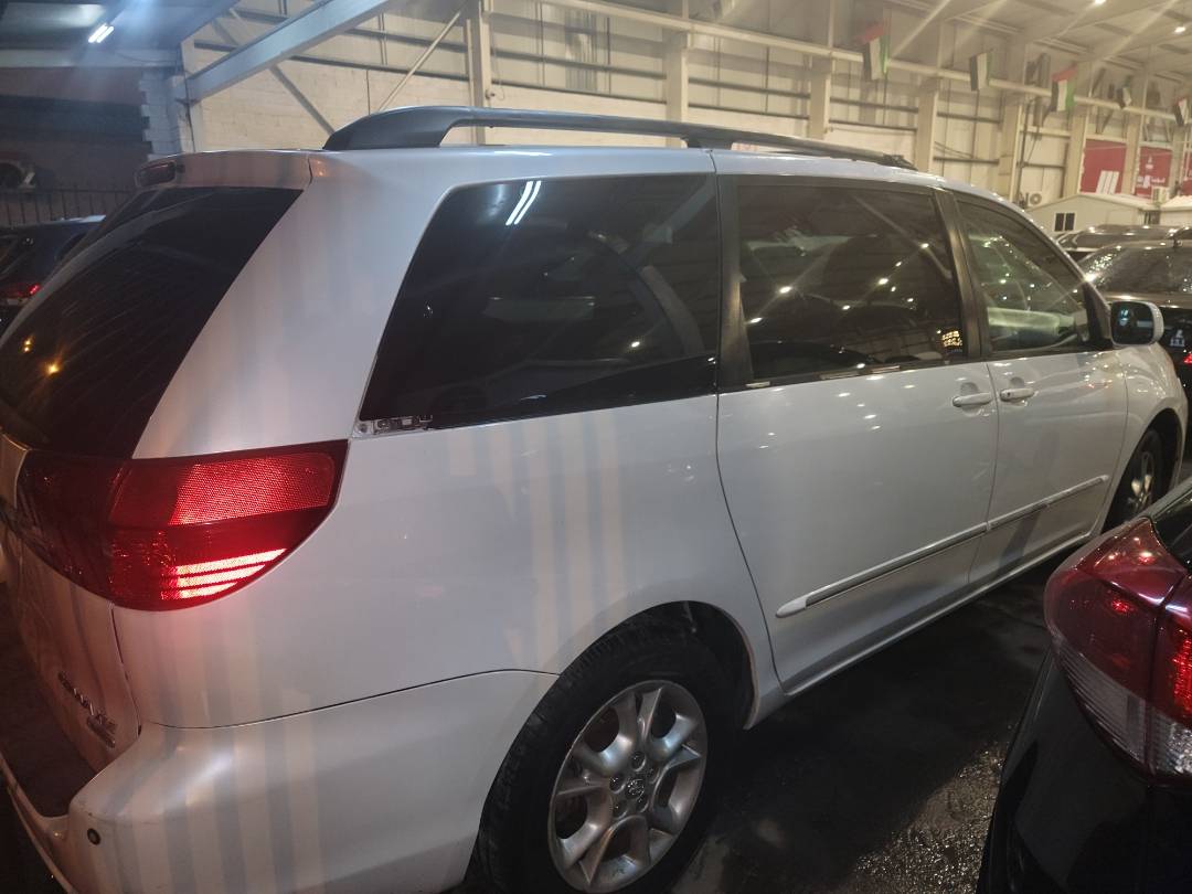 2004 TOYOTA SIENNA — 234146 Miles — Lot 77584693 - Marhaba Auctions Used Cars - Image 6