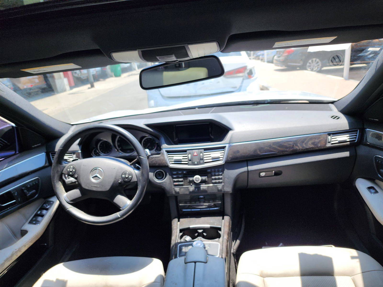 2010 MERCEDES BENZ E 350 — 195617 Miles — Lot 47114324 — Main - Marhaba Auctions Used Cars - Image 5