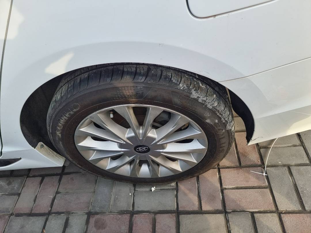 2015 HYUNDAI SONATA — 132955 Miles — Lot 215487 — Ind. 12 - Marhaba Auctions Used Cars - Image 12