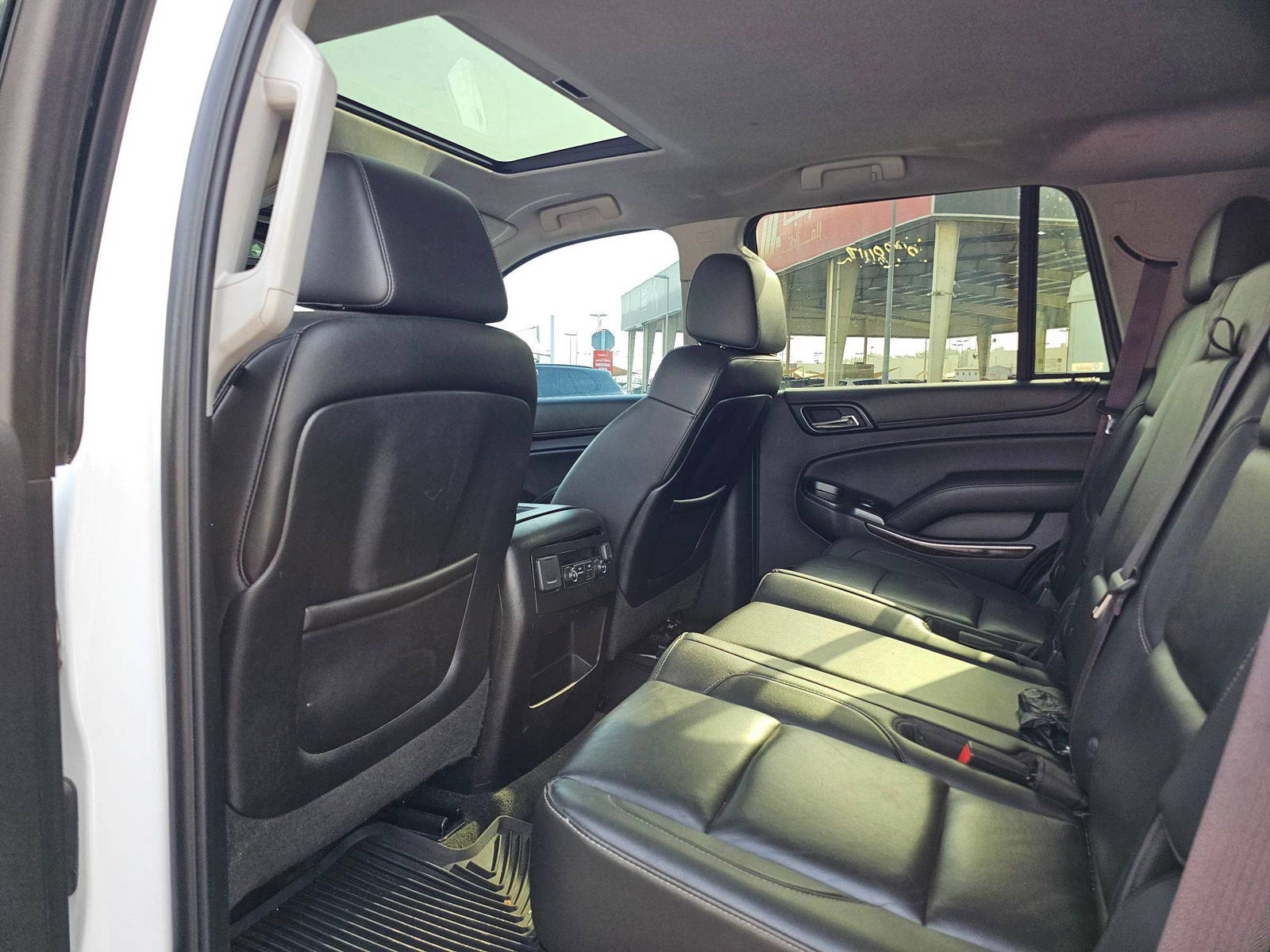 2015 CHEVROLET TAHOE — 221964 Miles — Lot 3FR111384 — Souq - Marhaba Auctions Used Cars - Image 6