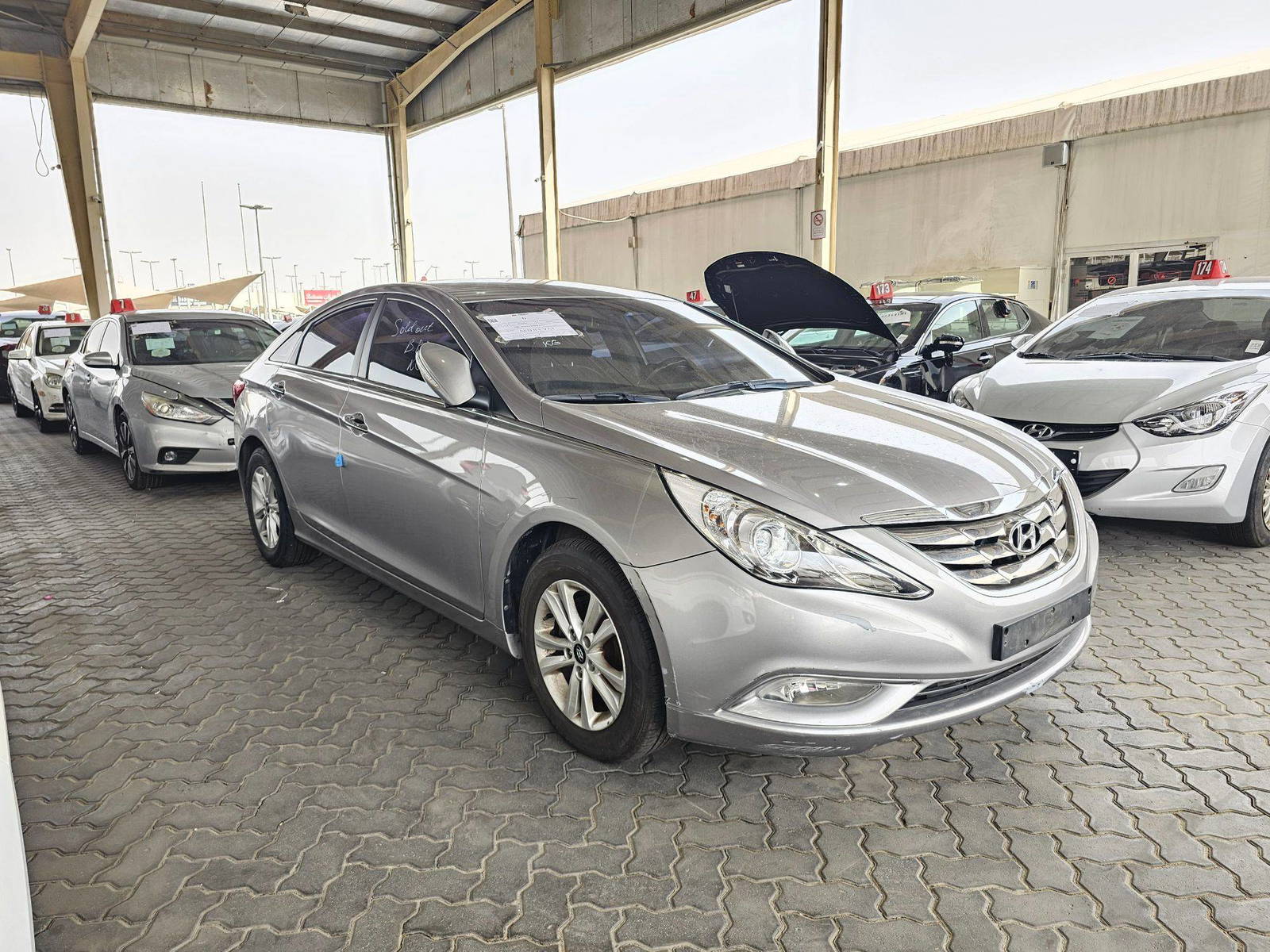 2011 HYUNDAI SONATA — 148961 KM — Lot 337871 — Souq - Marhaba Auctions Used Cars - Image 3